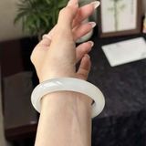  Vòng Cẩm Thạch Trắng Ngọc Bích Bản Dày BKJECN-9339 