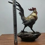 Tượng Đồng Kim Kê Gáy Sáng Đứng Trên Núi Tiền Tài Lộc BKMECN-10209 