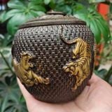  Hũ Đồng Tròn Có Nắp Chạm Họa Tiết Đan Mây Và Phù Điêu Song Hổ Dát Vàng BKMECN-10394 