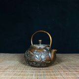  Ấm Trà Đồng Quai Xách Chạm Nổi Hoàng Long Vờn Mây BKMECN-10401 