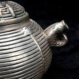  Ấm Trà Đồng Bạch Dáng Bí Ngô Chạm Gân Cổ Điển BKMECN-9916 
