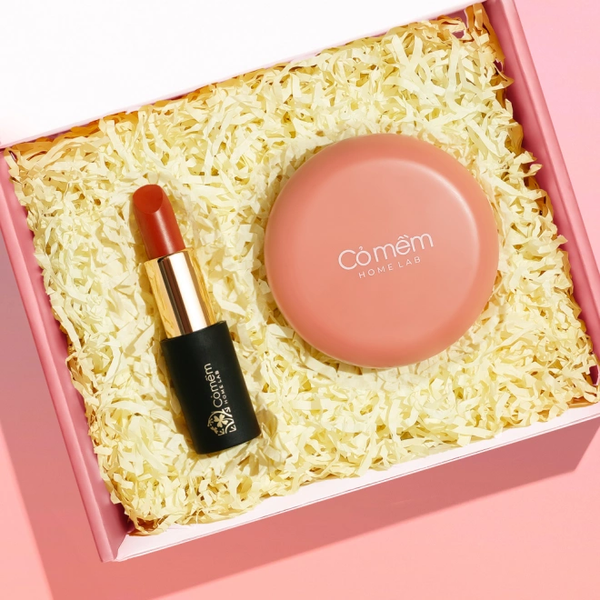  [SET QUÀ TẶNG] Combo Trang Điểm Son Lụa Diễm Và Phấn Nước Thuỷ Tinh 