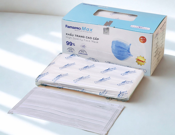  Khẩu trang y tế cao cấp 4 lớp Famapro Max (40 cái/ hộp) 