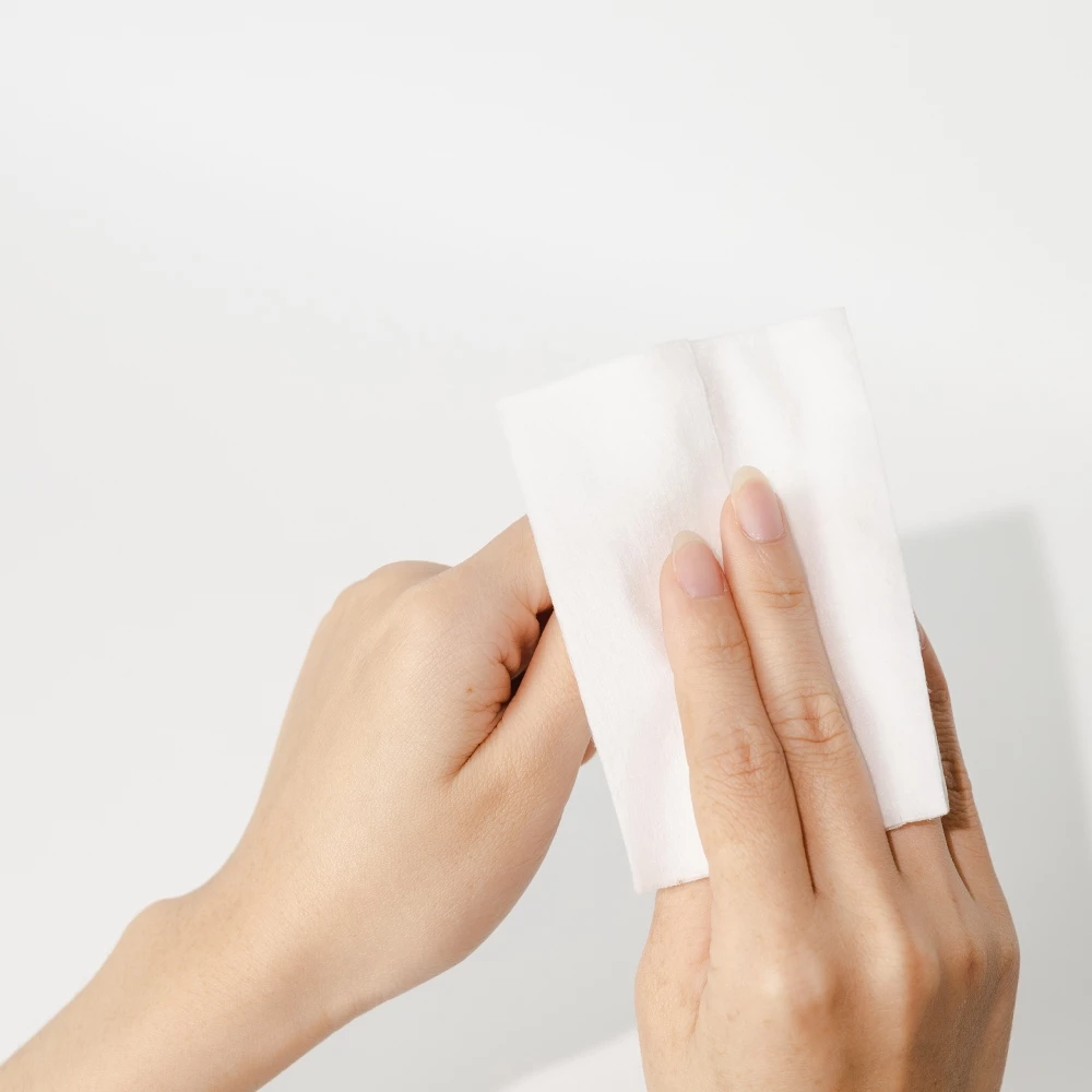  Khăn ướt vệ sinh vùng kín phụ nữ EcoWipes gói 1 tờ travel size hương hoa Daisy Hộp 20 gói 