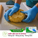 Găng Tay Nấu Ăn Kitchen And Food TTGLOVES Nitrile Không Bột Màu Xanh 4.5gr (Hộp 100 Chiếc) 