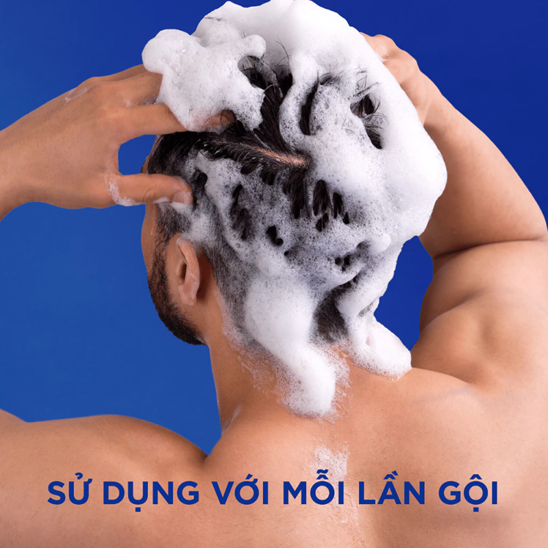  Dầu Gội Sạch Gàu HEAD & SHOULDERS Ultra Men Năng Động Sảng Khoái - Chai 650 ML 
