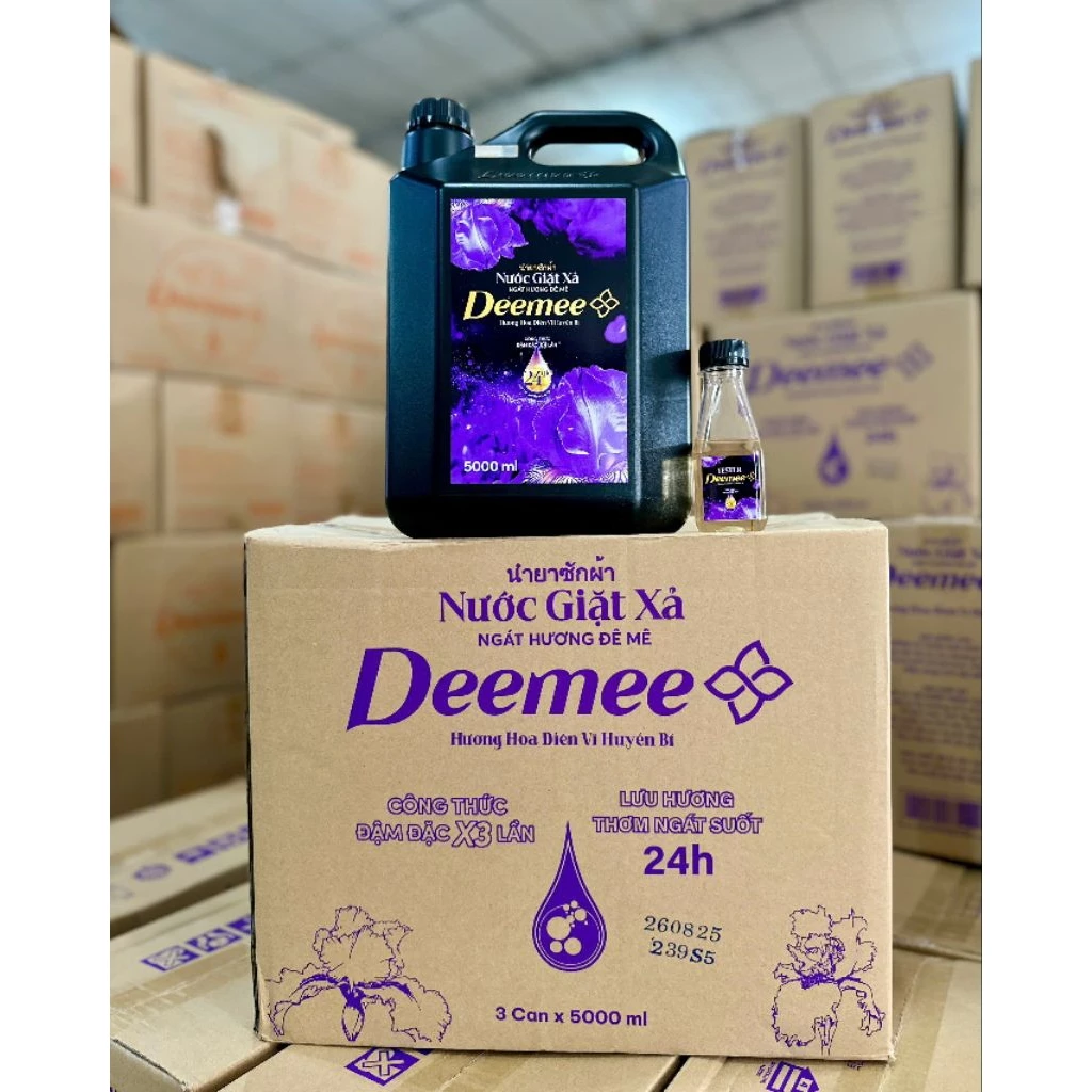  Nước Giặt Xả Deemee Hương Hoa Diên Vĩ 5000 ml 