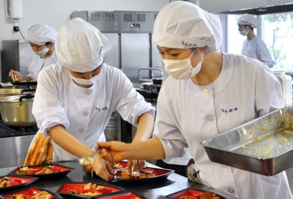  Thực tập sinh chế biến bento (1330) 