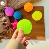  Đồ chơi - Combo túi 6 quả Bóng xúc giác giúp phát triển xúc giác, thị giác, thính giác cho bé 