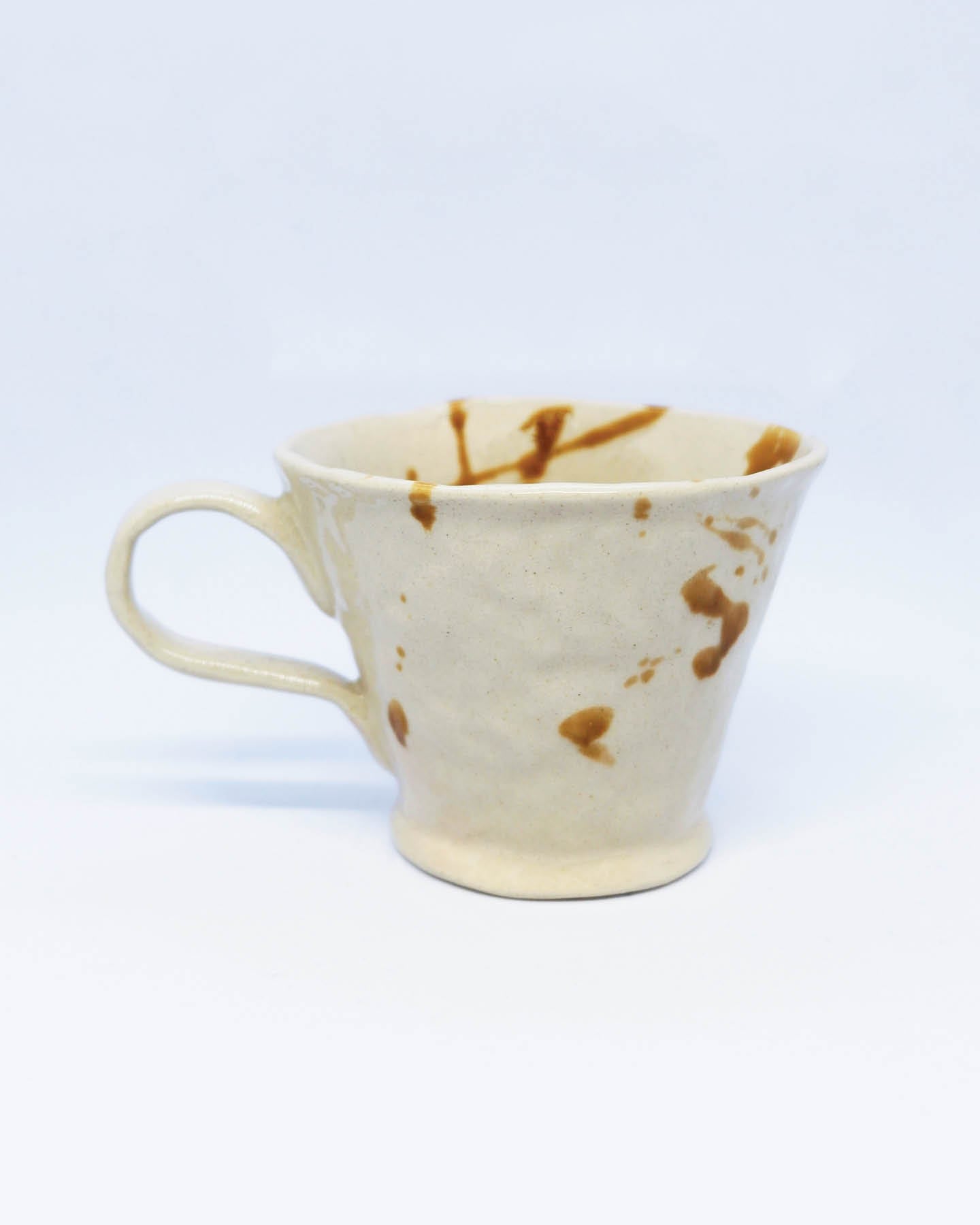  Ly gốm thủ công PHỄU - Phẩy Nâu 