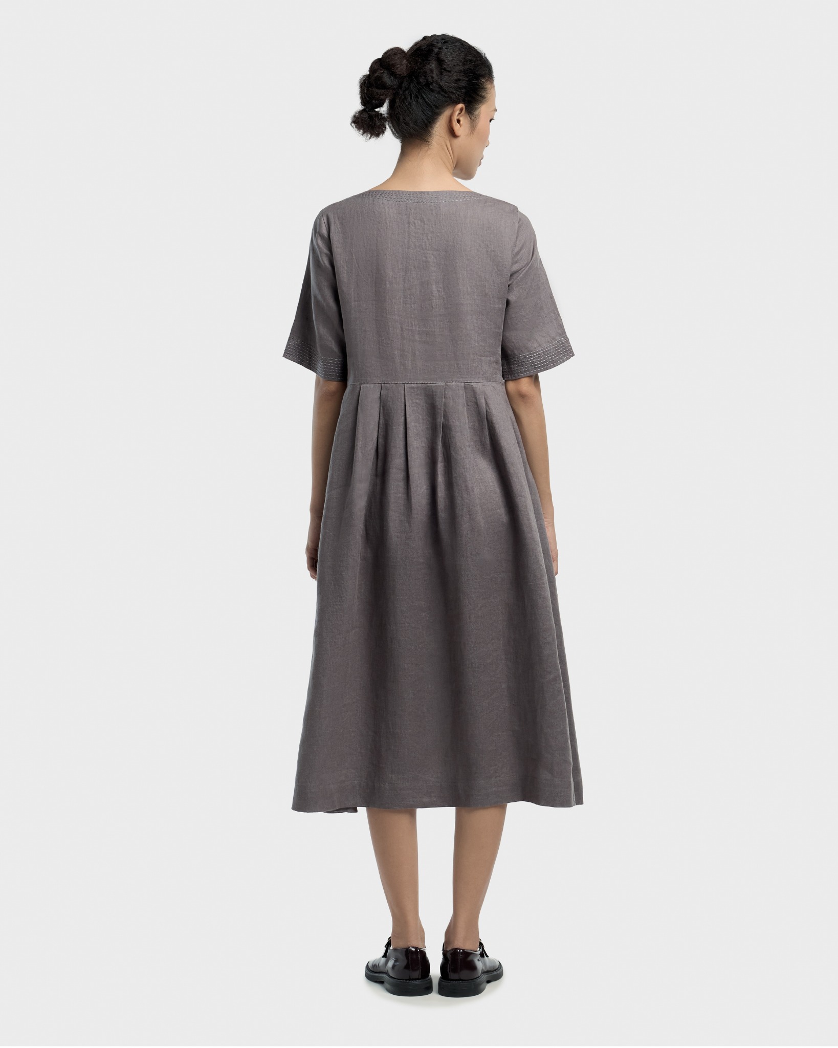  Đầm Linen Nếp Cẩm 