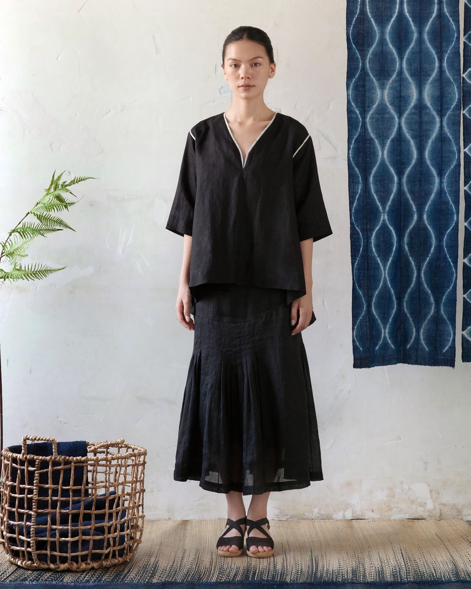 Chân Váy Than Linen Dệt Mỏng Sang Trọng-chính diện mặt trước