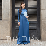  Bộ Áo Dài May Sẵn Vải Trơn Màu Xanh Họa Tiết Đính Hột 1W58A015 