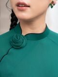  Áo Dài May Sẵn Trơn Màu Xanh Lá 1W61A324 