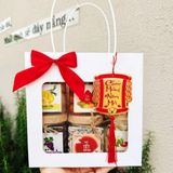 Quà Tết 2026 - Set Túi Quà trắng 6 món hũ vuông | Đặc sản Đà Lạt