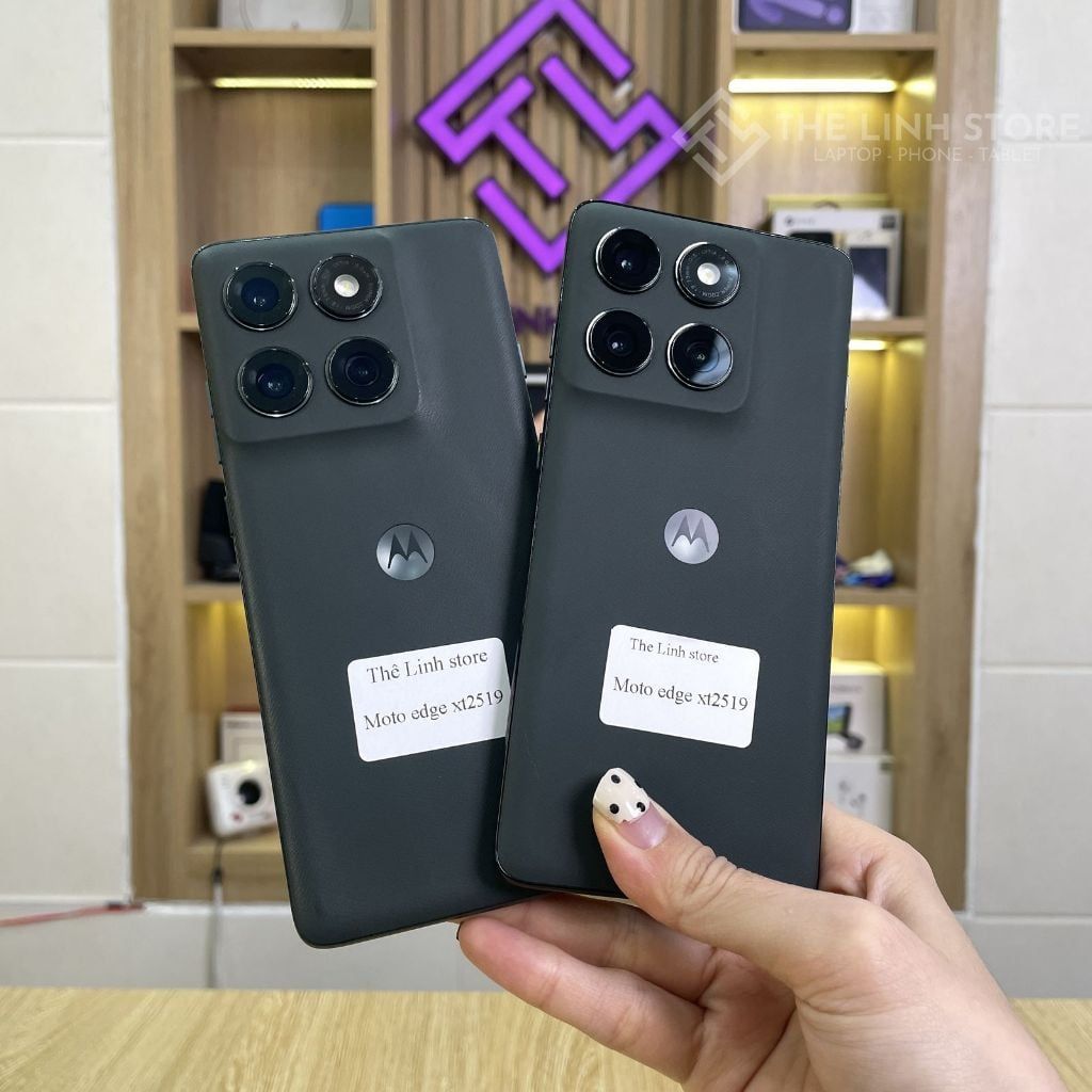 Điện thoại Motorola Moto Edge (2025) XT2519 - Dimensity 7400 Ultra Màn P-OLED 120Hz