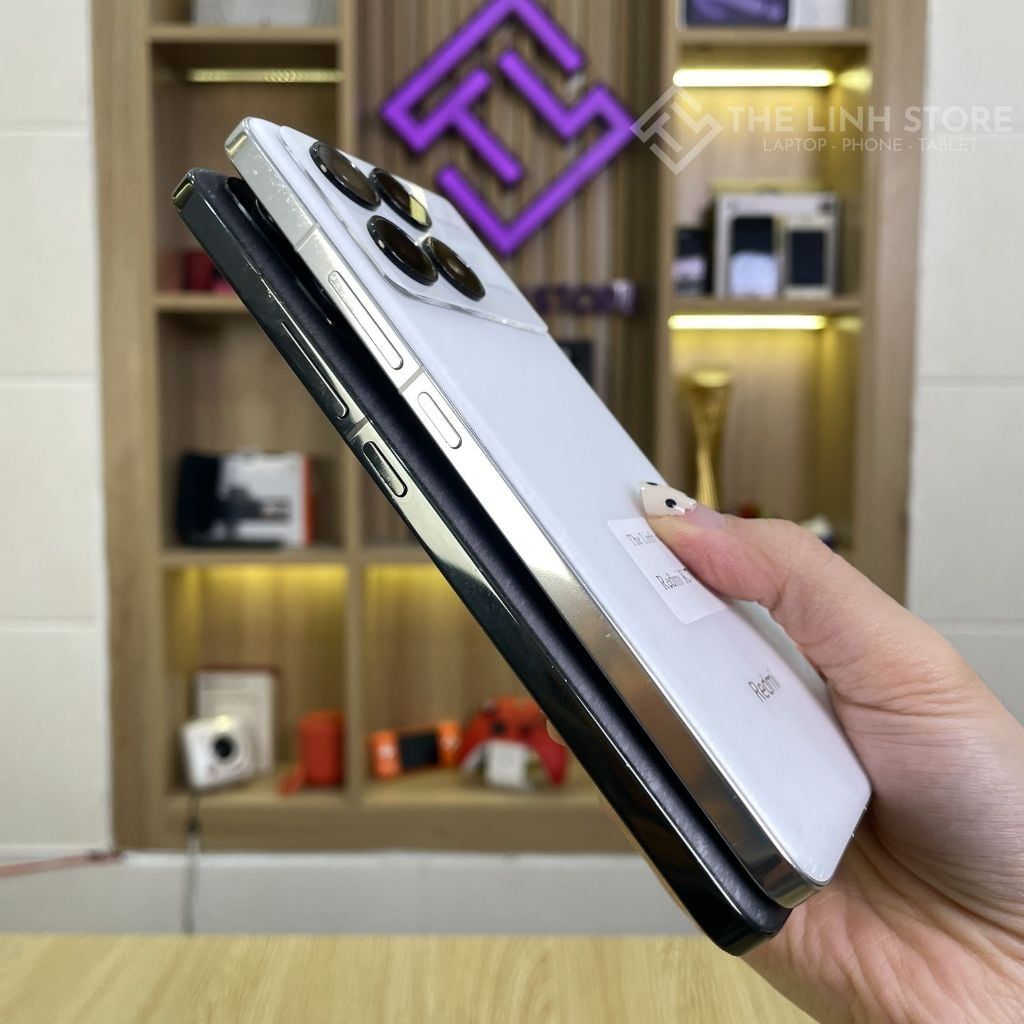 Điện thoại Xiaomi Redmi K70 Pro - Snapdragon 8 Gen 3