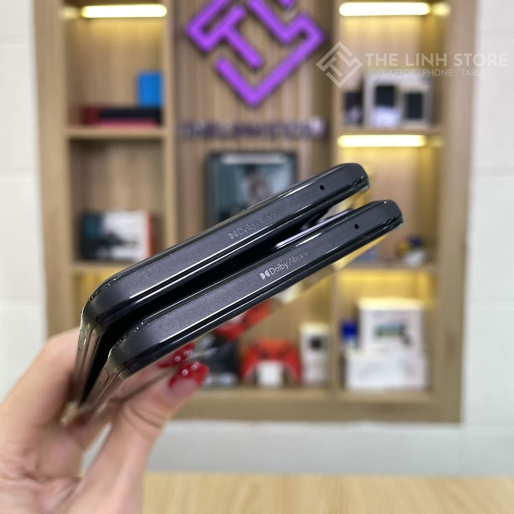 Điện thoại Motorola Moto G72 màn P-OLED 120Hz - Helio G99