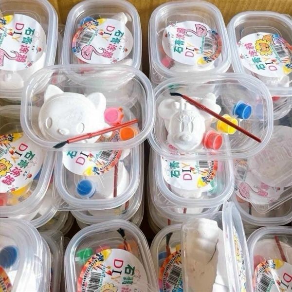  Hộp 2 Tượng Mini Kèm Màu Tô Và Cọ 