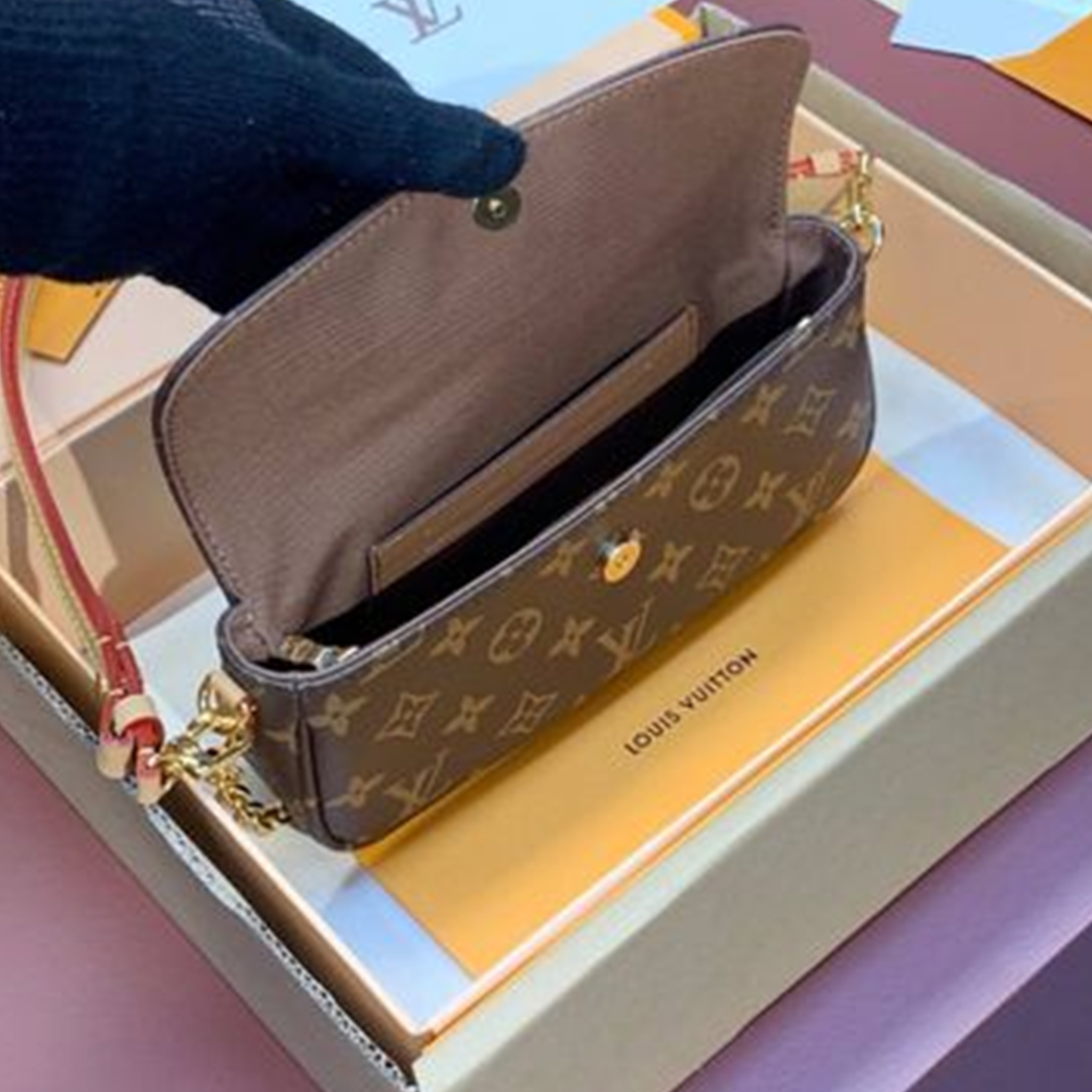 TN211 Túi Đeo Nữ, Túi Sách Hàng Hiệu Cao Cấp Louis Vuitton