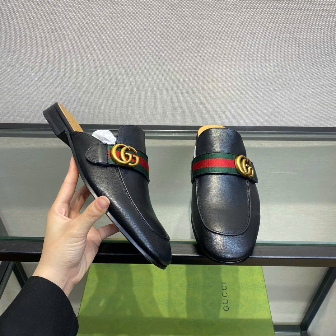 Slippers, Sục da Gucci Princetown với logo Double