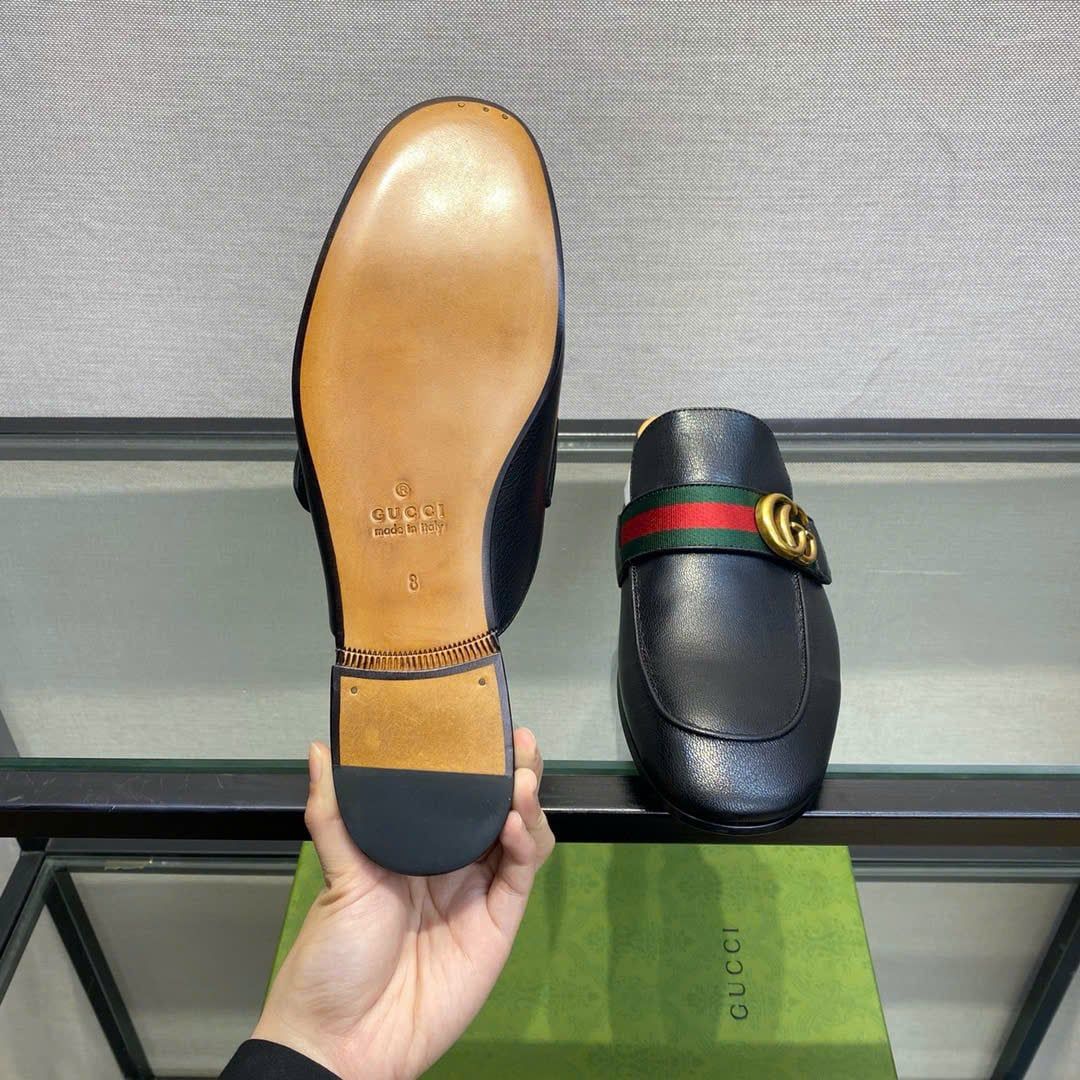 Slippers, Sục da Gucci Princetown với logo Double