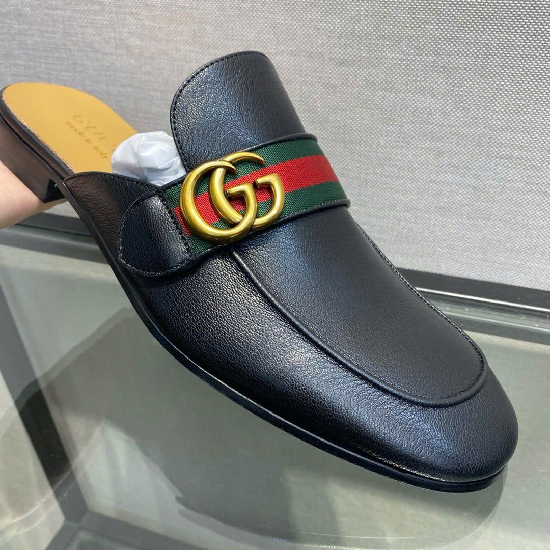 Slippers, Sục da Gucci Princetown với logo Double