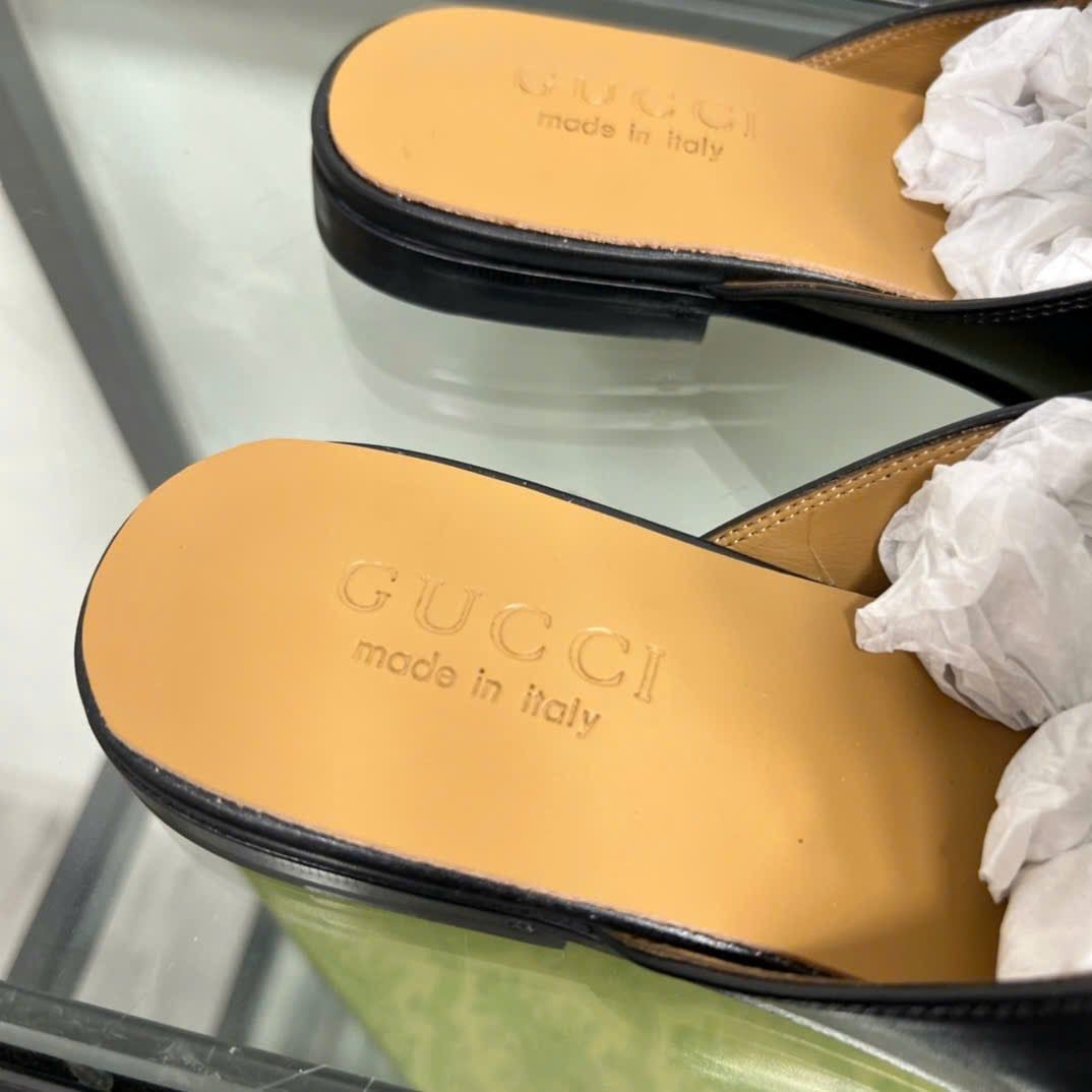 Slippers, Sục da Gucci Princetown màu đen
