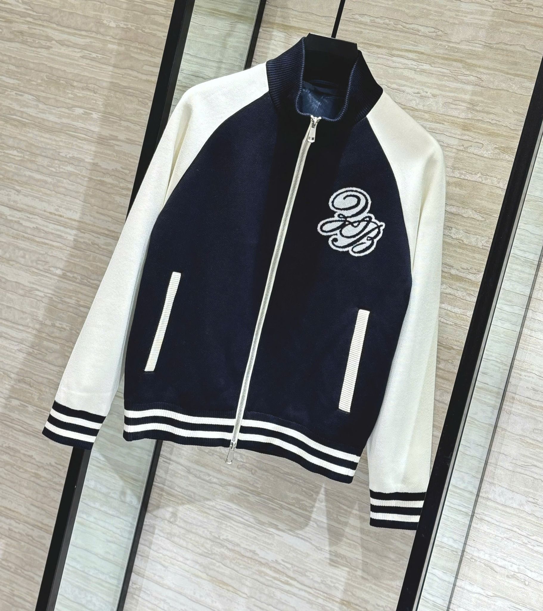 Áo khoác Varsity thêu logo Balmain