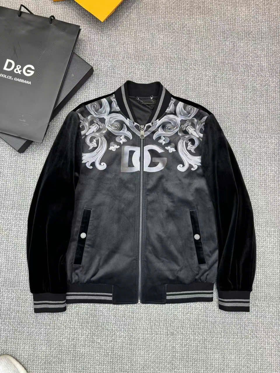 Áo khoác nhung Docle cao cấp