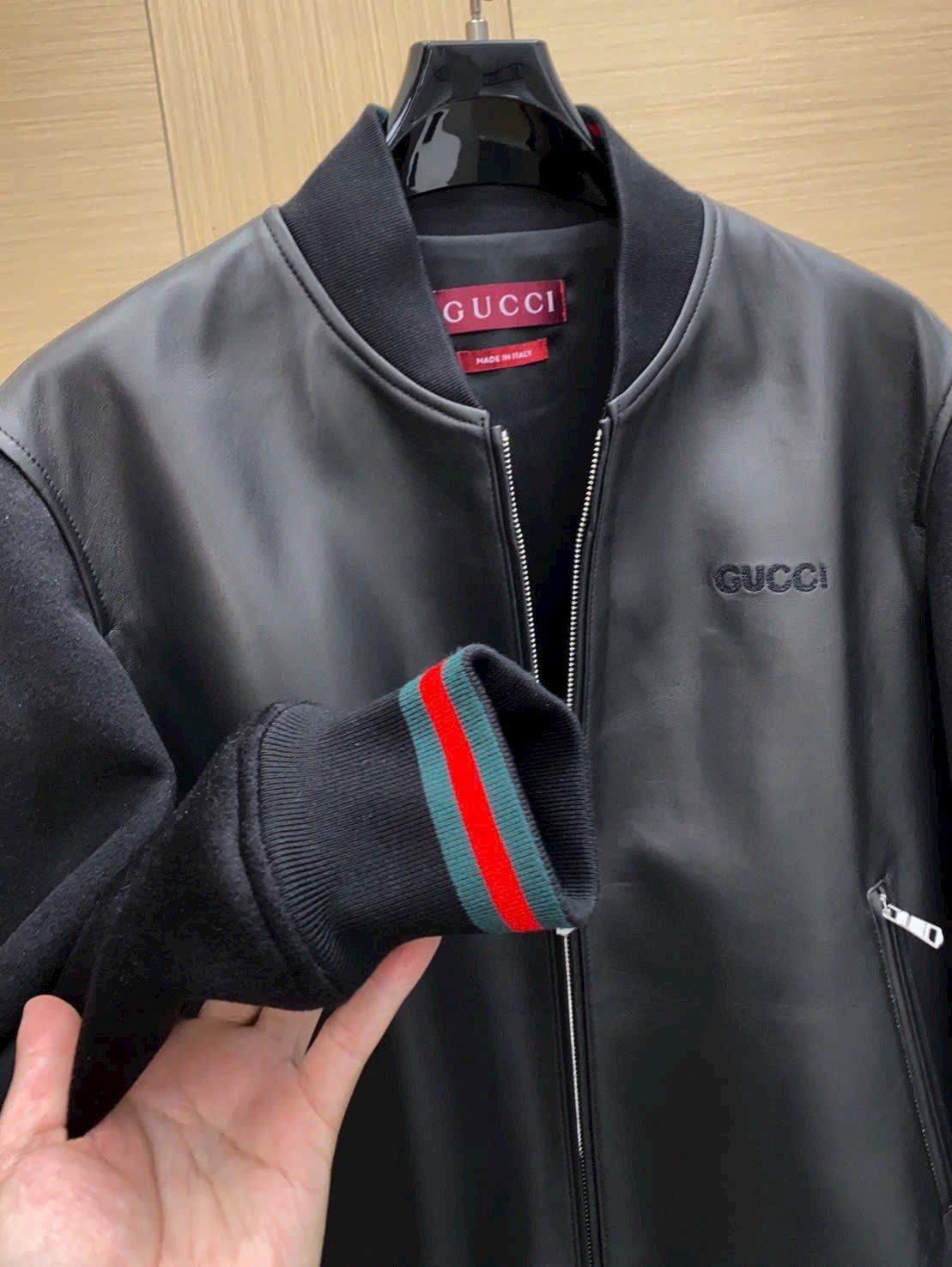 Áo khoác bomber Gucci da Nappa và vải dệt kim