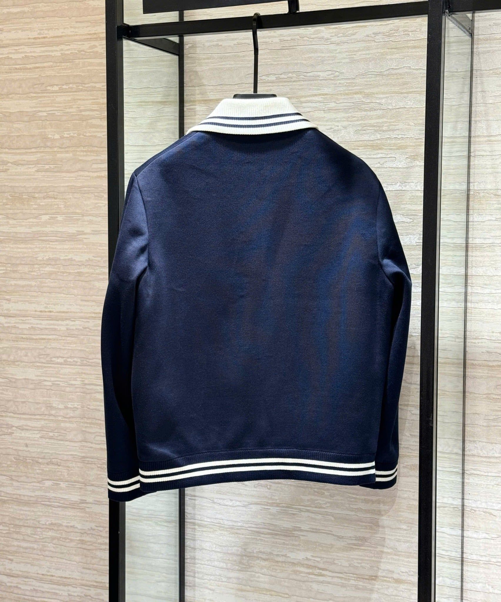 Áo Khoác Len GC Cổ Bẻ Cao Cấp