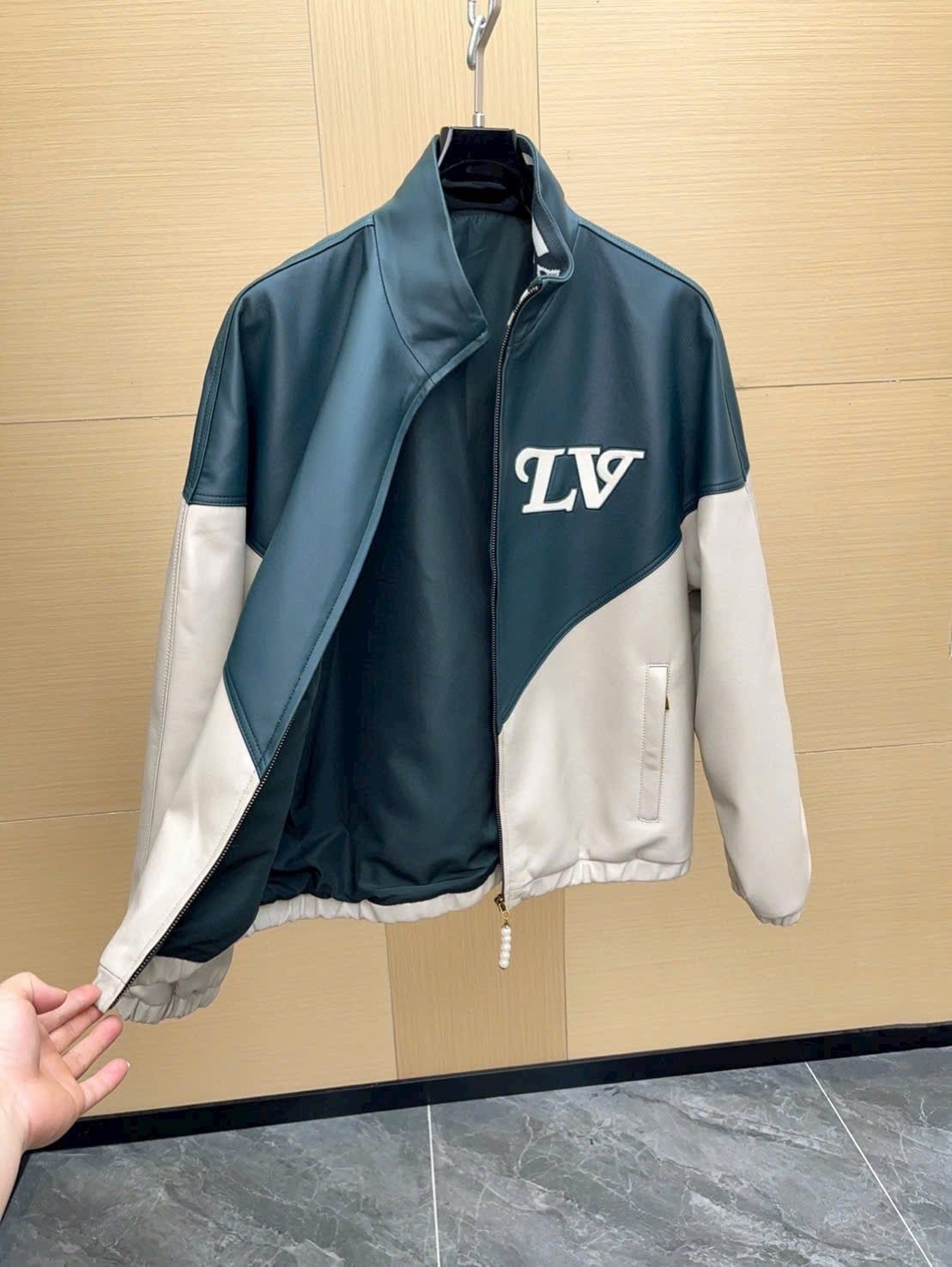 Áo khoác thể thao Louis Vuitton Graphic Leather Mix