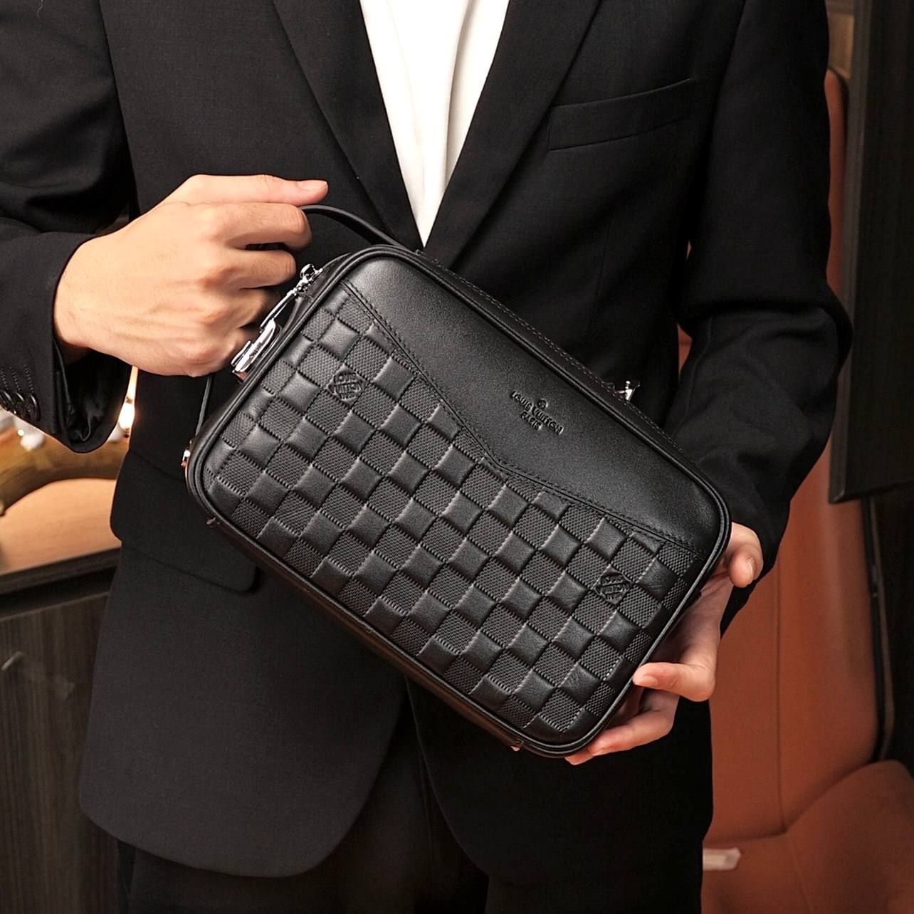 VKS77 Ví Khóa Số, Ví Nam Cầm tay, Clutch Cầm Tay Nam Da Bò Louis Vuitton