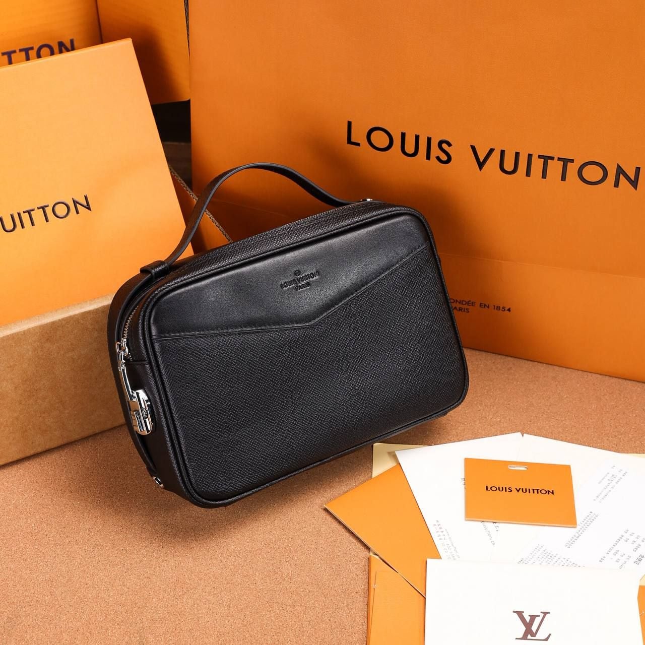 VKS79 Ví Khóa Số, Ví Nam Cầm tay, Clutch Cầm Tay Nam Da Bò Louis Vuitton