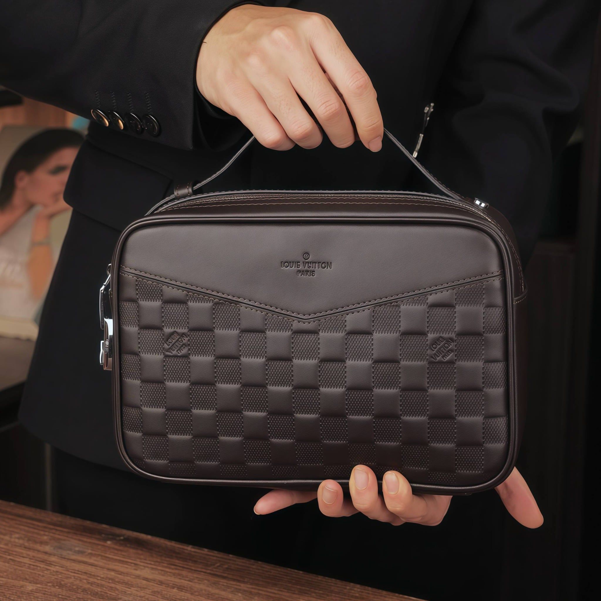 VKS80 Ví Khóa Số, Ví Nam Cầm tay, Clutch Cầm Tay Nam Da Bò Louis Vuitton