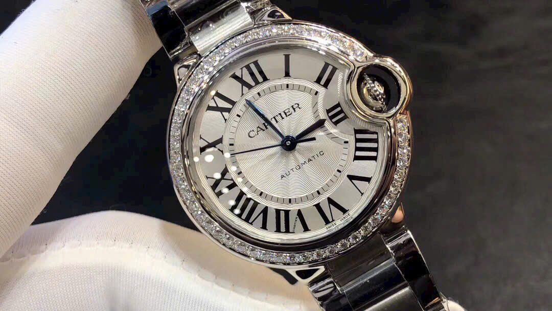 Đồng hồ Cặp đôi Cartier Ballon Bleu Chế tác bản vành bezel Kim cương