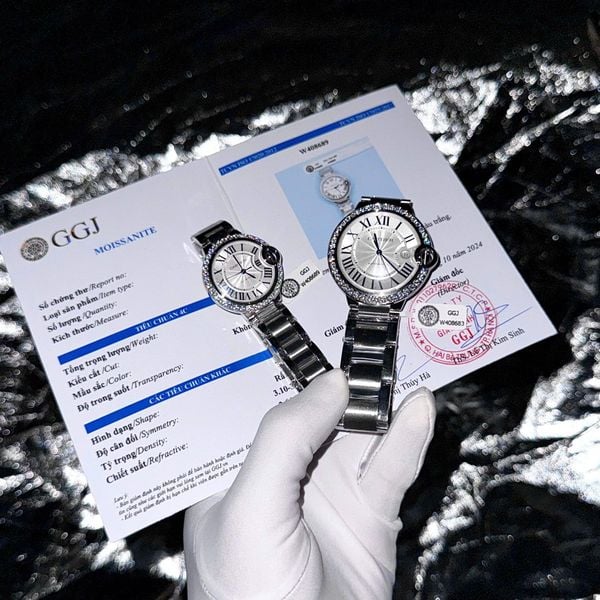 Đồng hồ Cặp đôi Cartier Ballon Bleu Chế tác bản vành bezel Kim cương