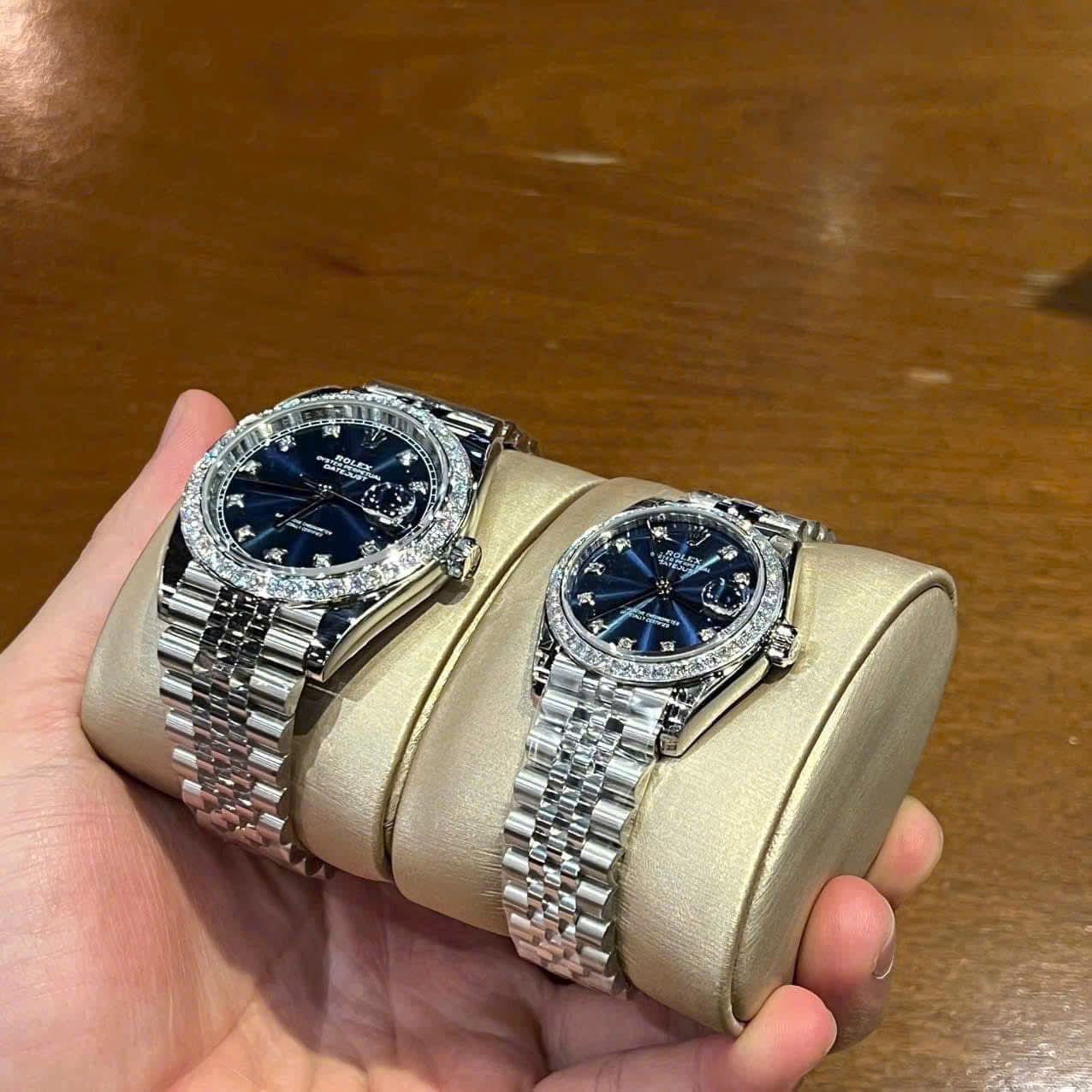 Cặp Đồng hồ Rolex Datejust và Lady-Datejust Blue dial phiên bản vành Bezel Kim cương
