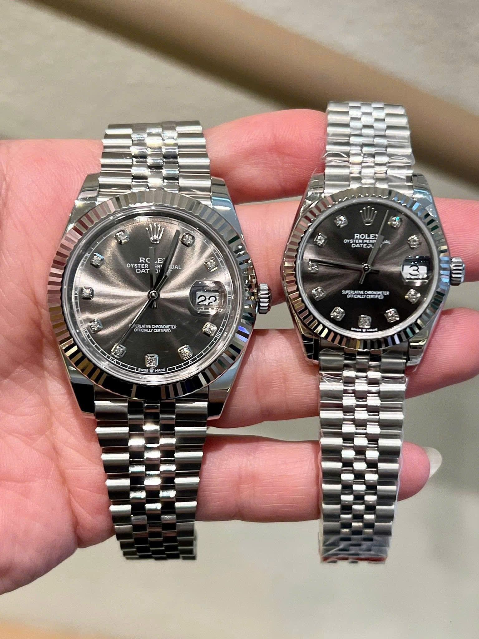 Cặp Đồng hồ Rolex Datejust và Lady-Datejust dark gray dial