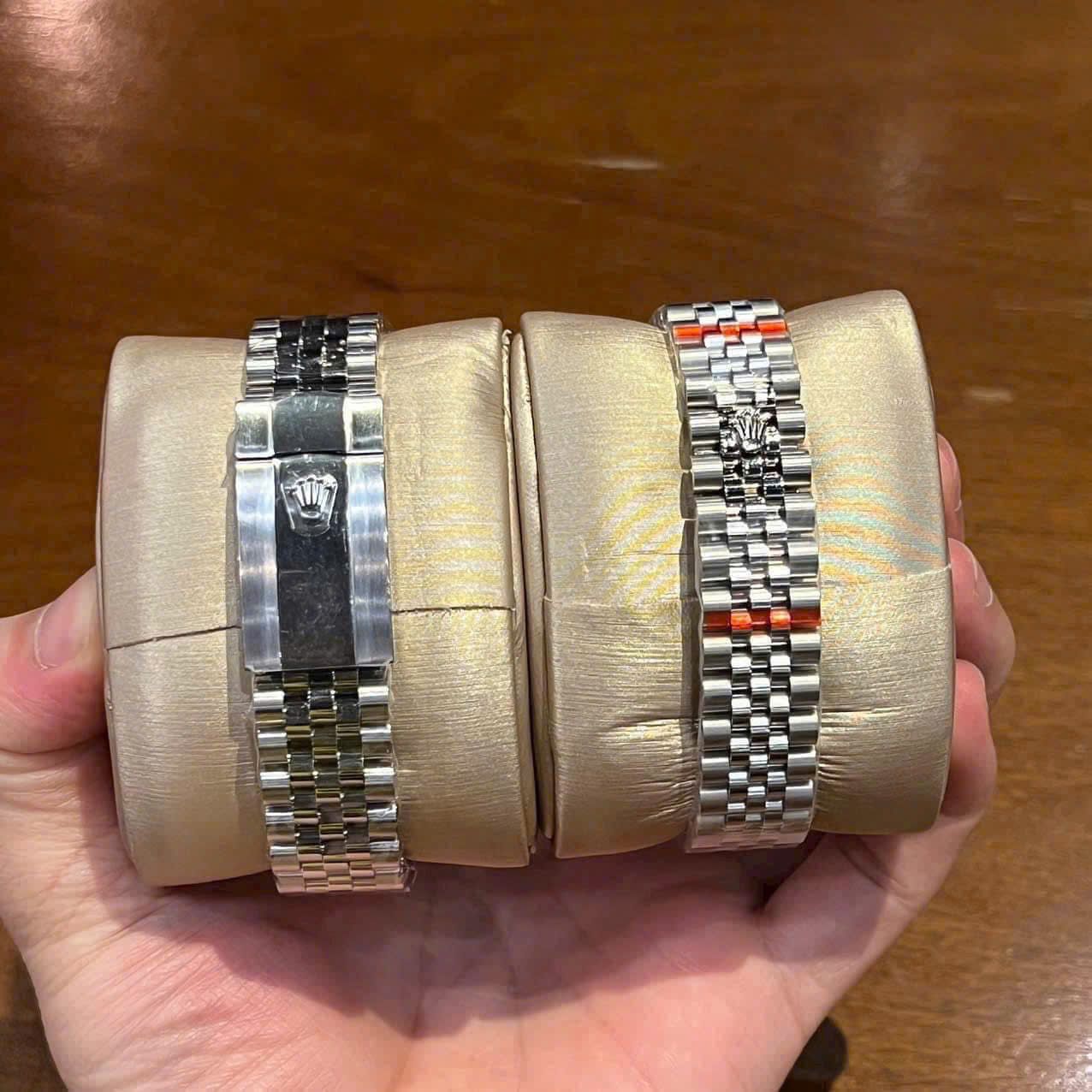 Cặp Đồng hồ Rolex Datejust và Lady-Datejust Blue dial phiên bản vành Bezel Kim cương