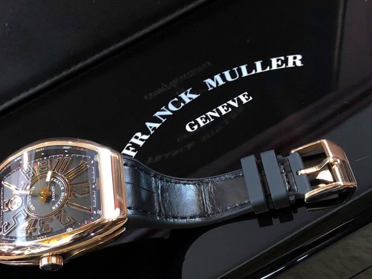 FRANCK MULLER VANGUARD AUTOMATIC 53.7X44
