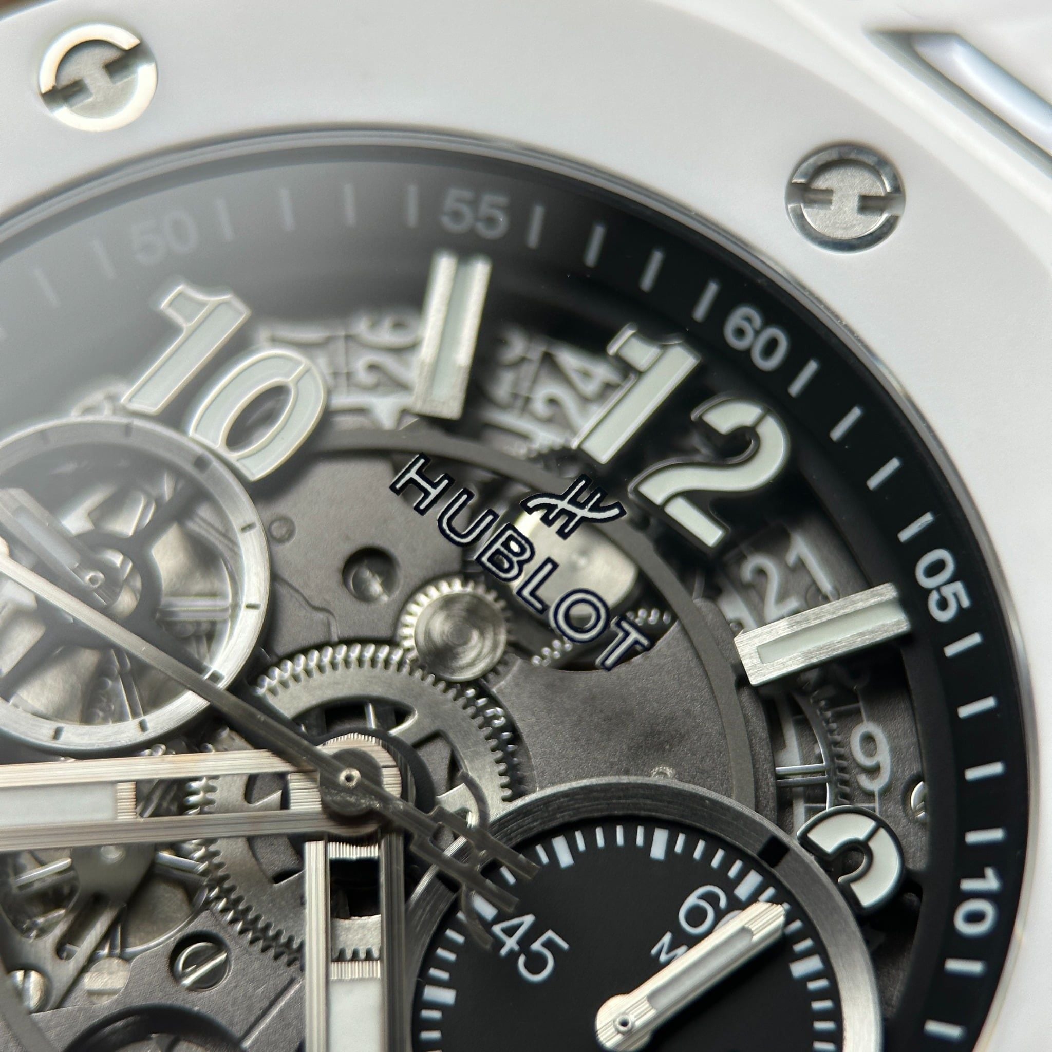 Đồng hồ Hublot Big Bang Unico White Ceramic 421.HX.1170.RX