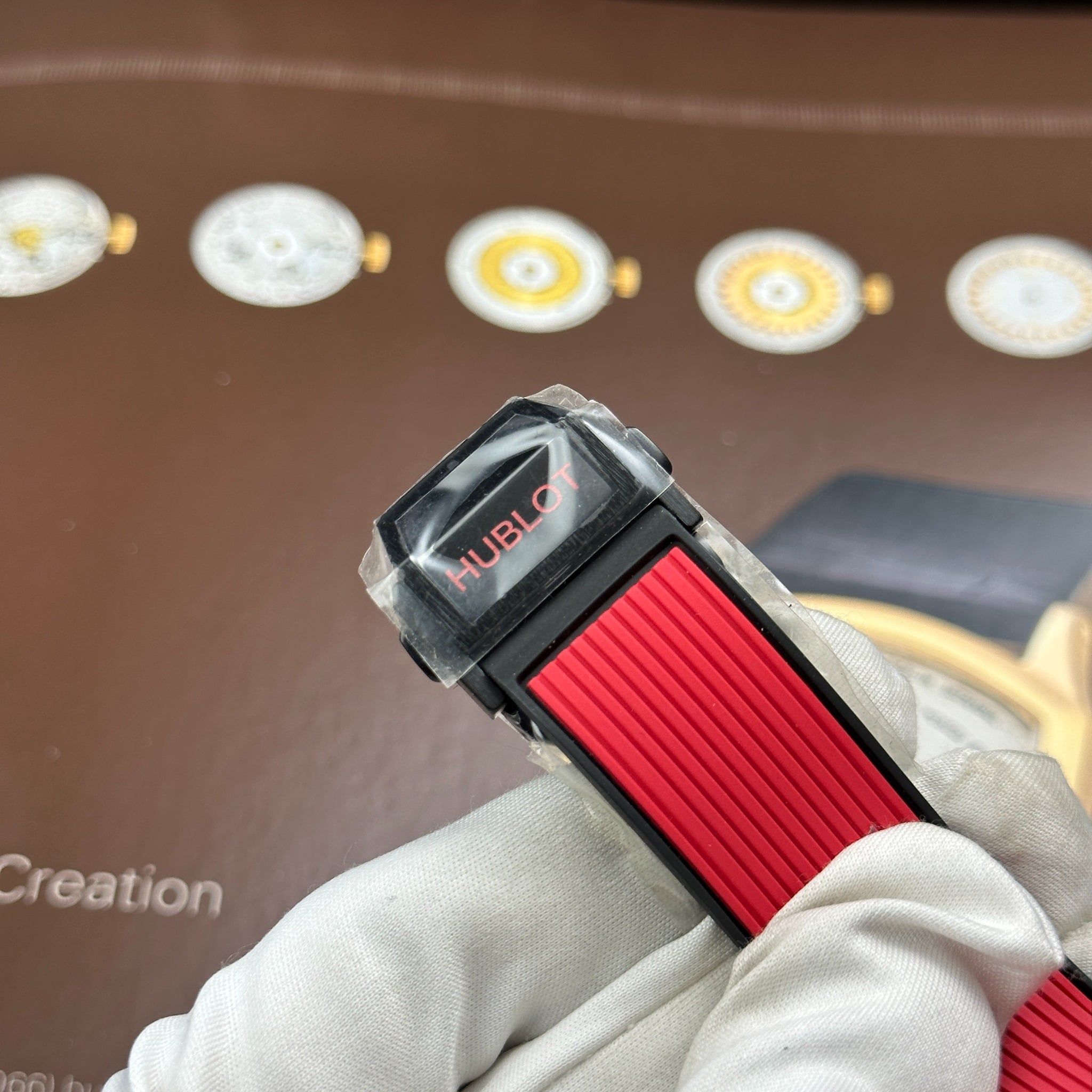 Đồng hồ Hublot Big Bang Unico Red Ceramic 421.HX.1170.RX