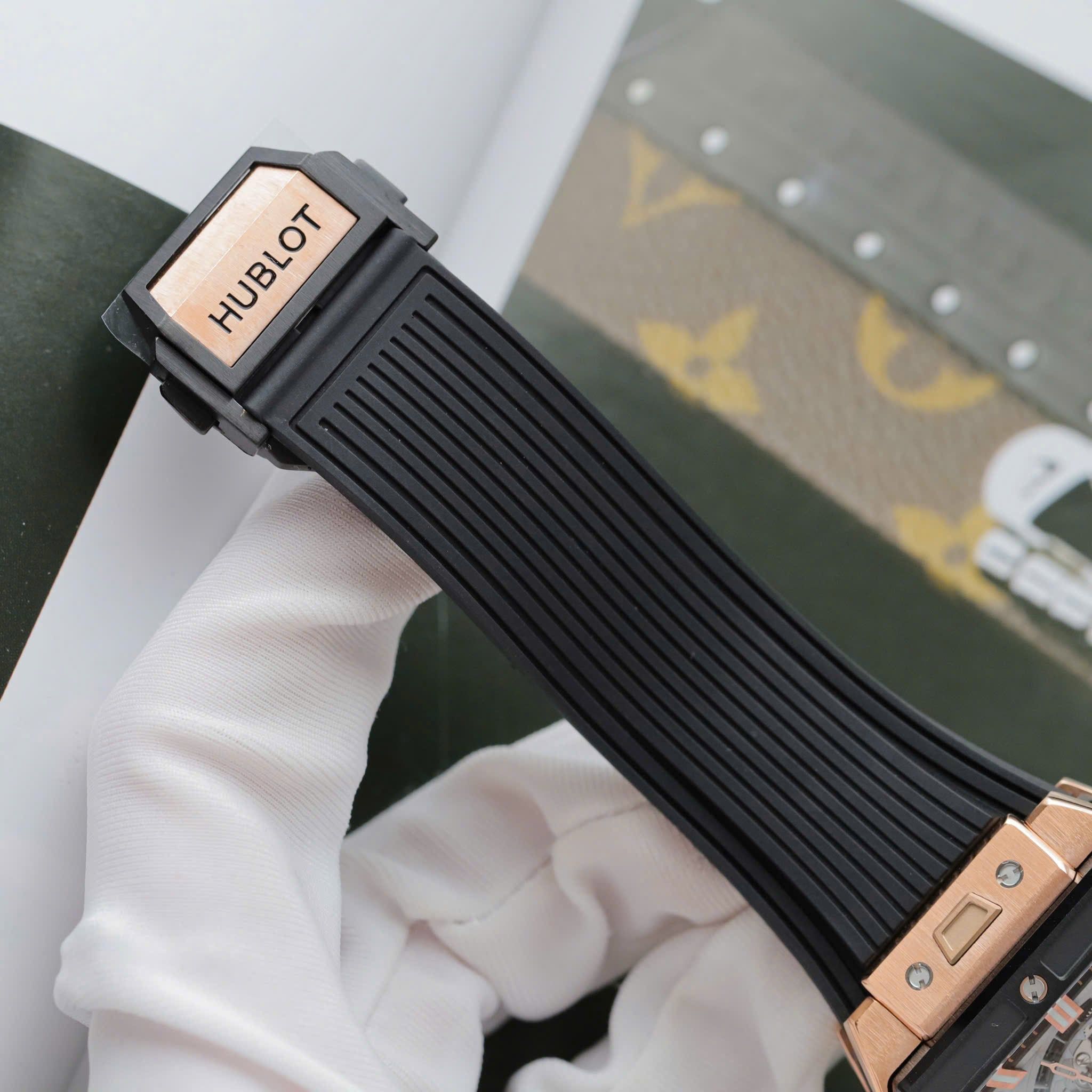 Đồng hồ HUBLOT SPIRIT OF BIG BANG 42 MM