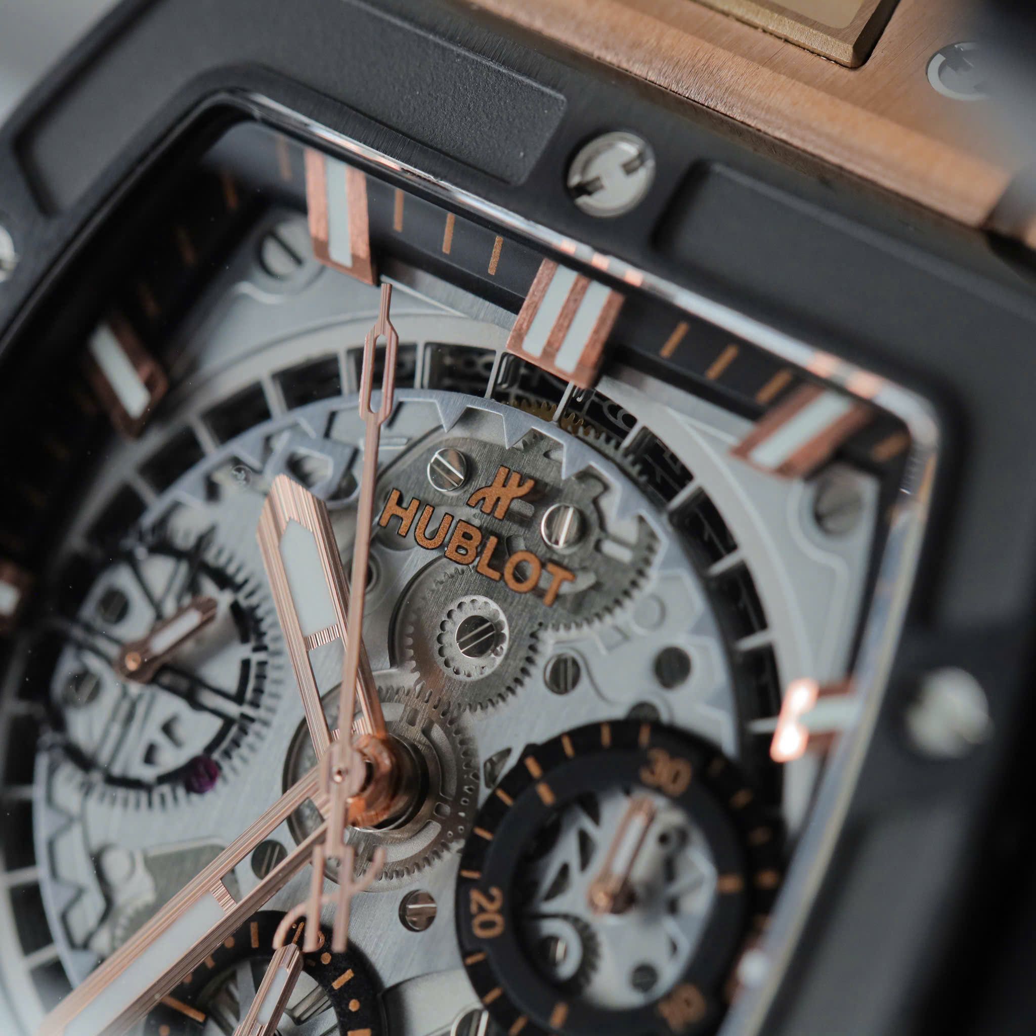Đồng hồ HUBLOT SPIRIT OF BIG BANG 42 MM