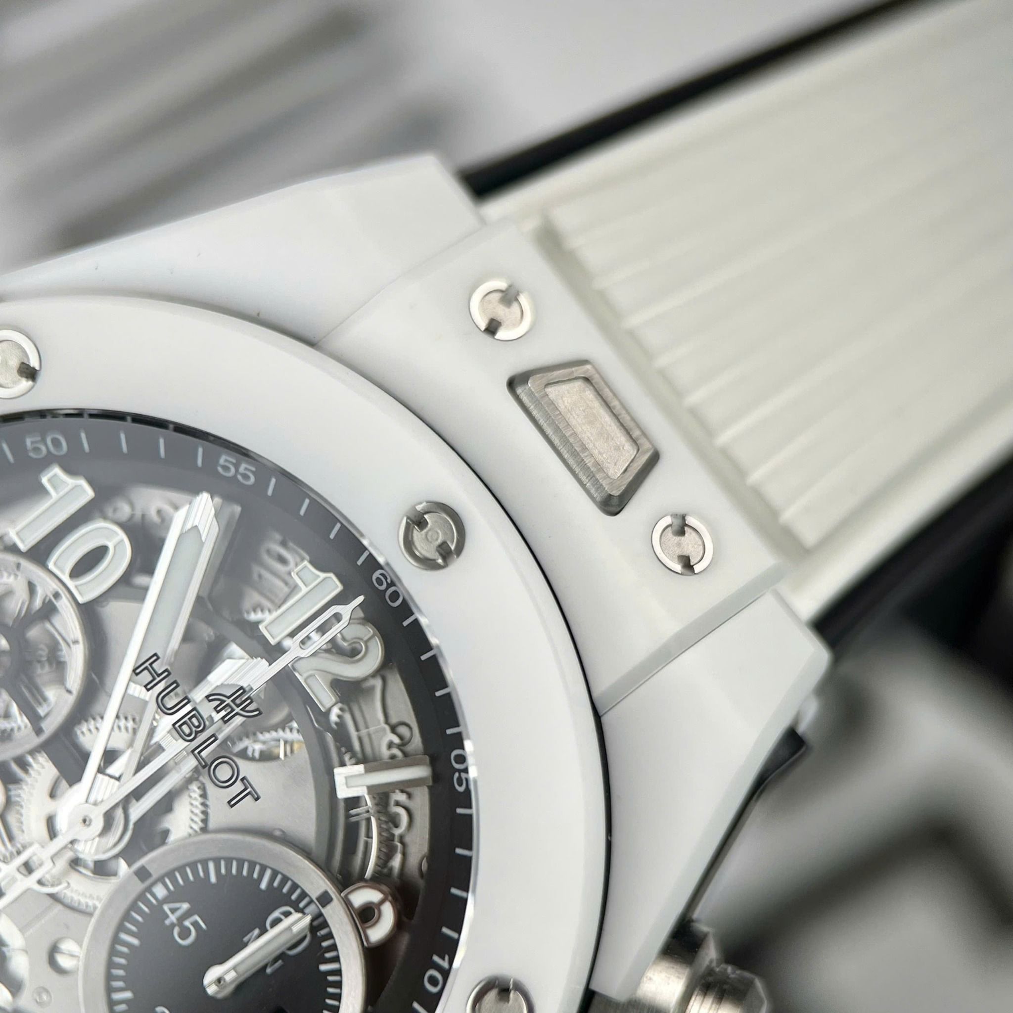 Đồng hồ Hublot Big Bang Unico White Ceramic 421.HX.1170.RX