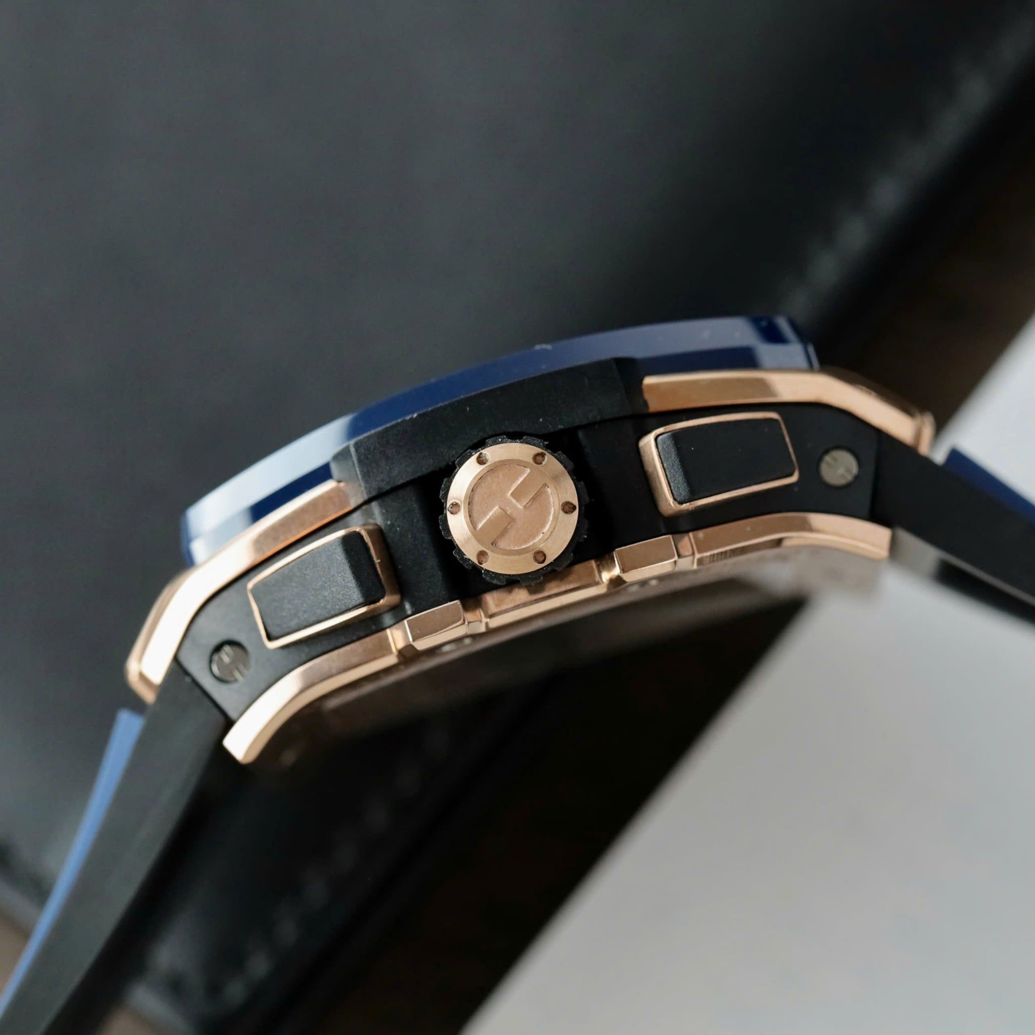 Đồng hồ HUBLOT SPIRIT OF BIG BANG 42 MM