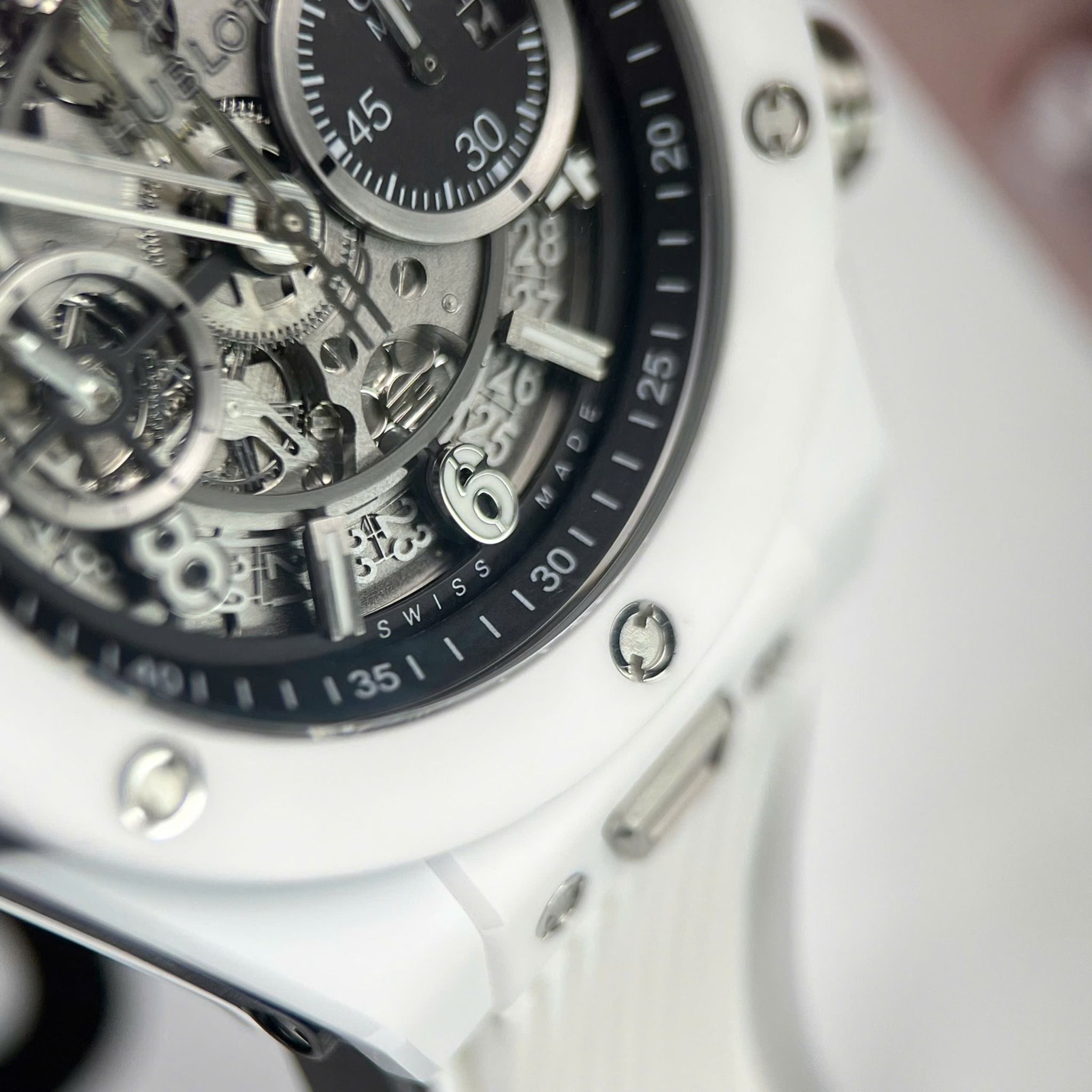 Đồng hồ Hublot Big Bang Unico White Ceramic 421.HX.1170.RX