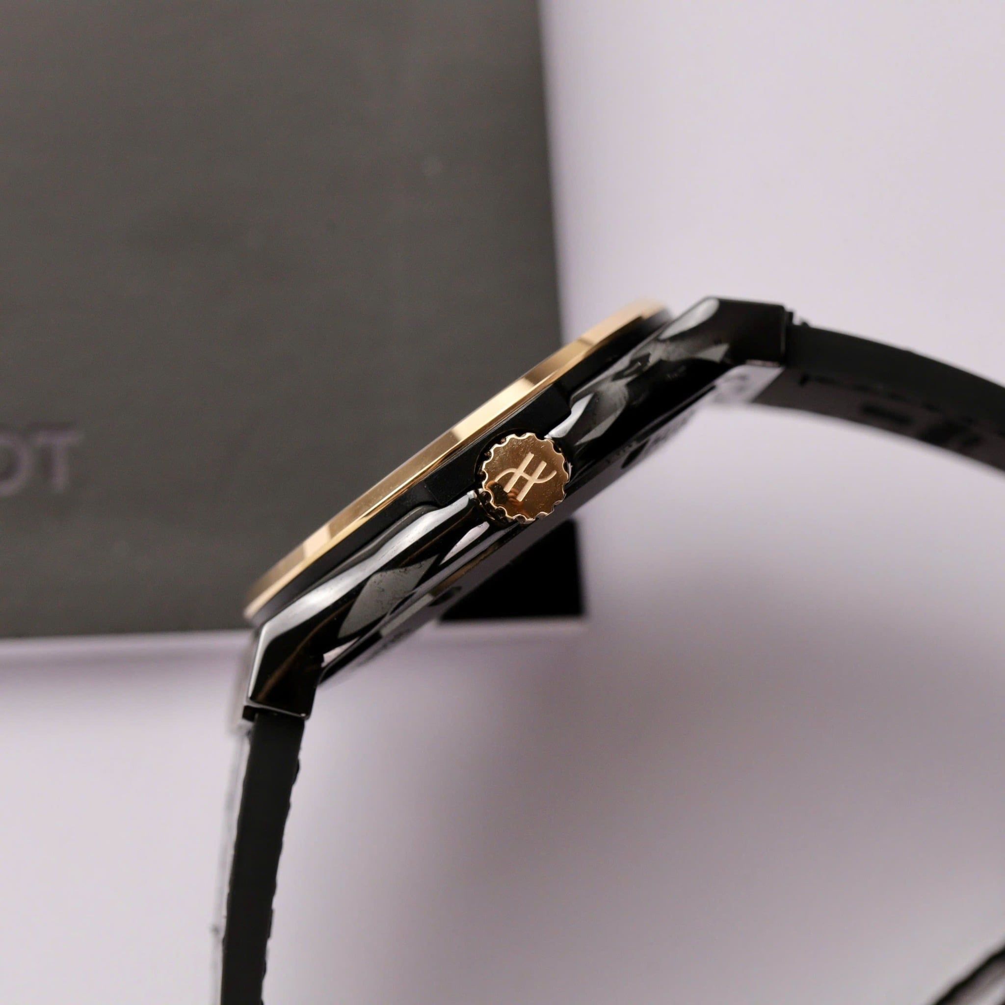 Đồng hồ Hublot Classic Fusion Ceramic King Gold 542.CO.1181.RX